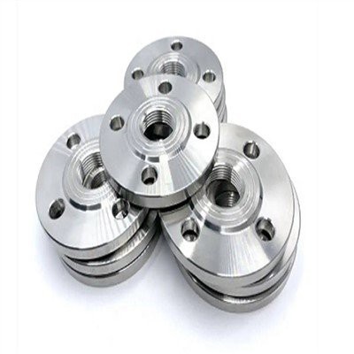 Заваряване на фланци на тръба